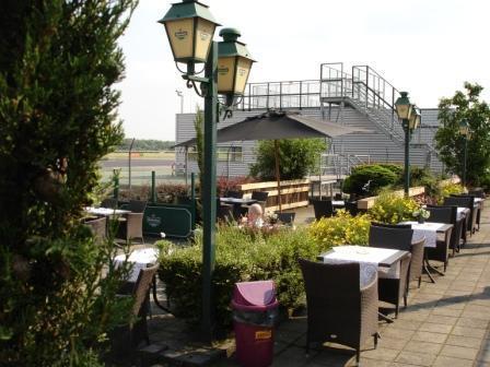 Tulip Inn Maastricht Aachen Airport Exterior foto